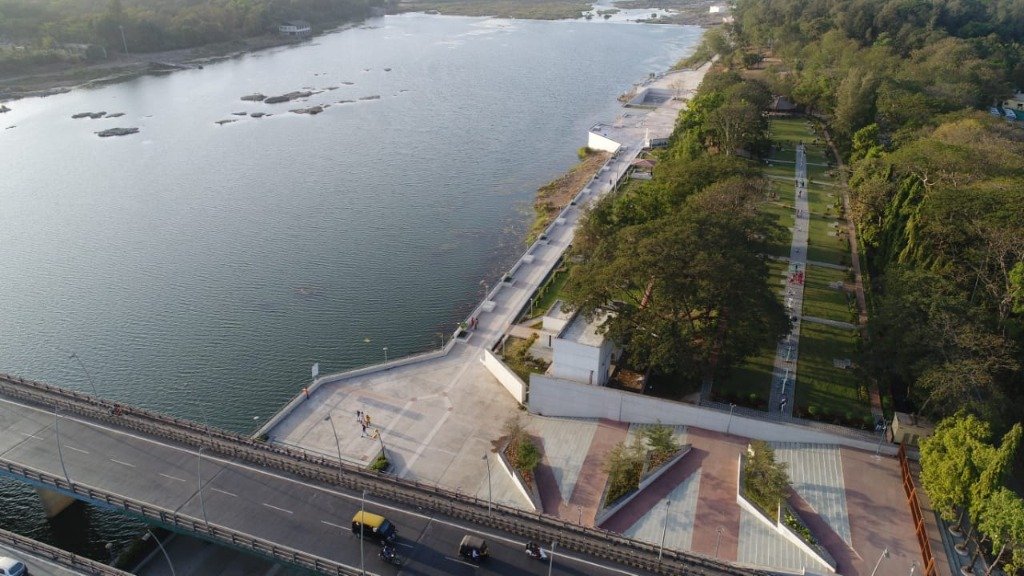 What Does a Riverfront Mean for a City?